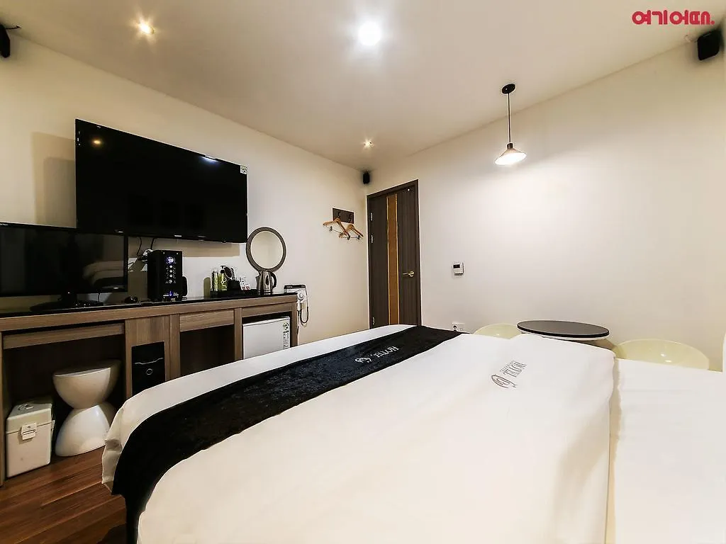 Bj Hotel 0*, Seoul