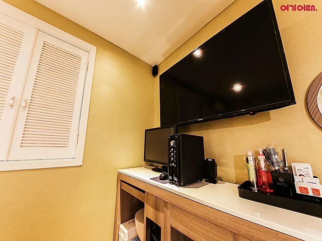 Bj Hotel 0*, Seul