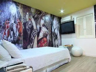 Bj Hotel 0*, Seul